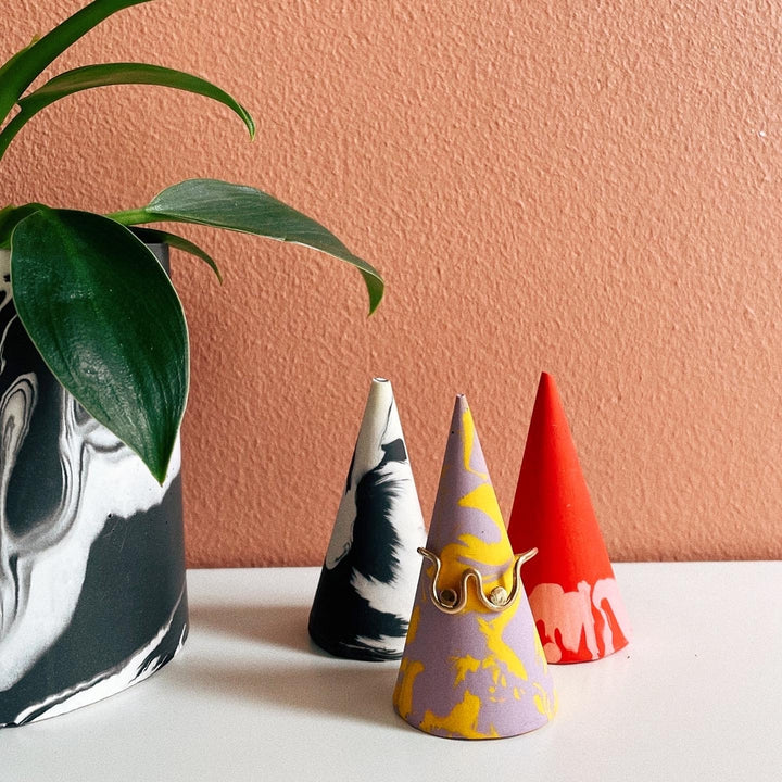 Jesmonite Marble Ring Cone