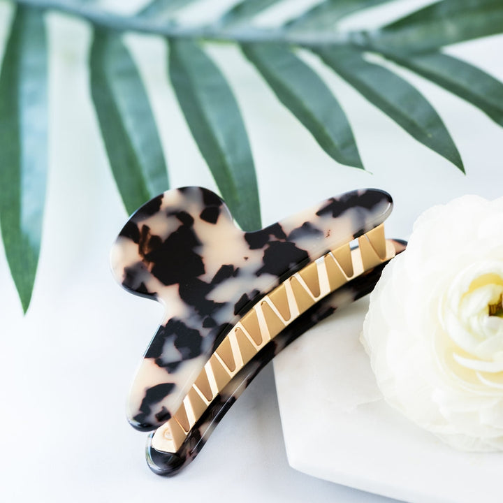 Blonde Tortoise Hair Claw